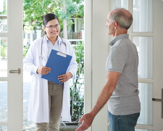 Choosing a house call doctor in Orange County providing in-home medical care for patients and seniors